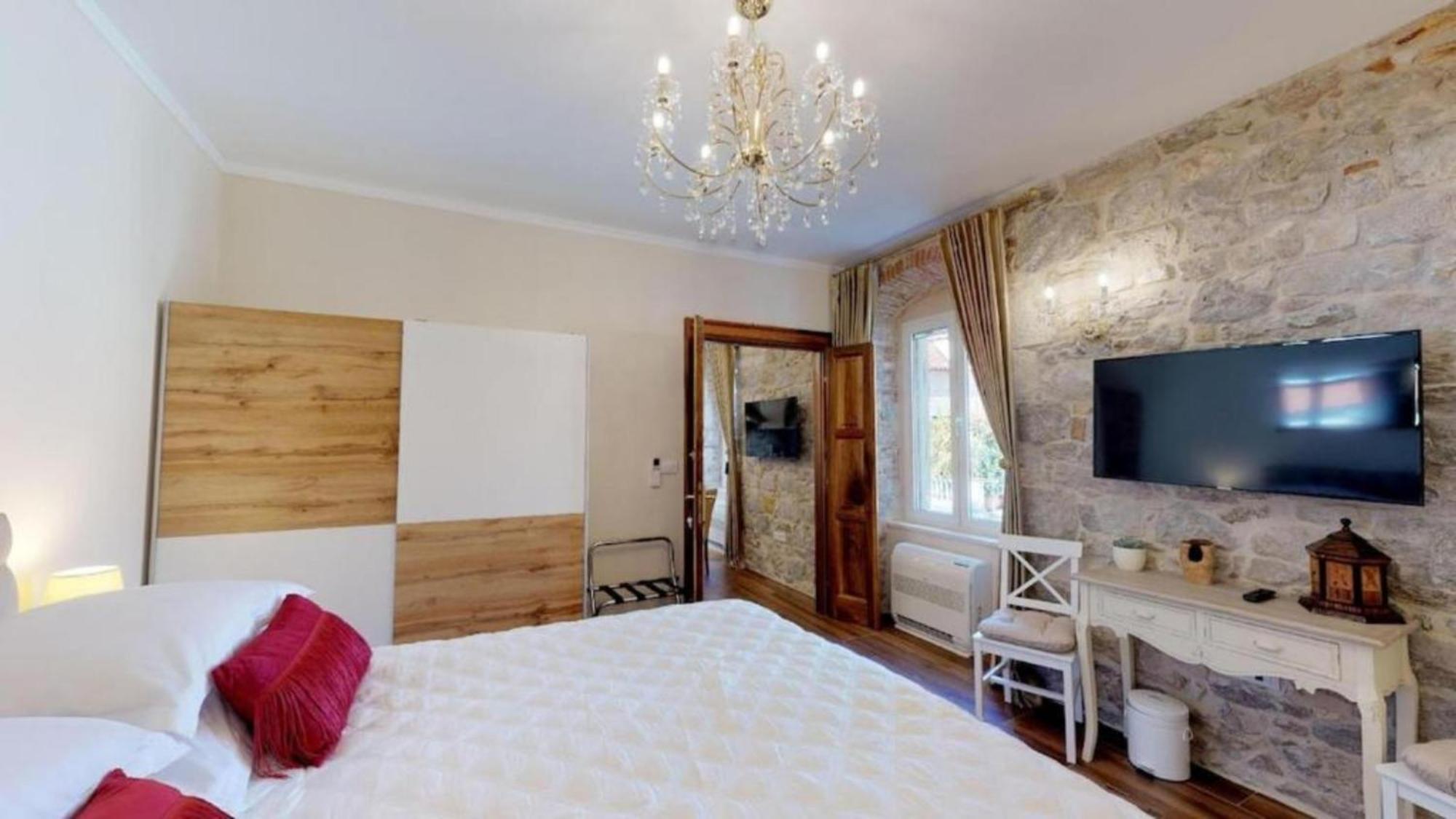 ספליט Chrysanta Apartments מראה חיצוני תמונה
